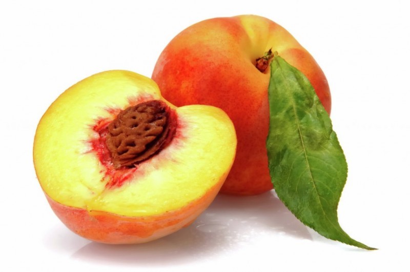 В чём польза персика