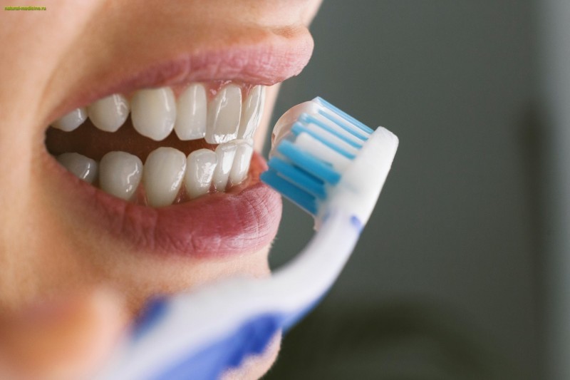 Массаж десен в домашних условиях против выпадения зубов