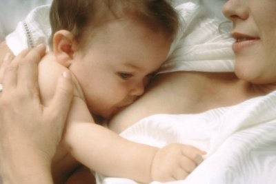 Как увеличить лактацию и советы по кормлению ребенка грудью