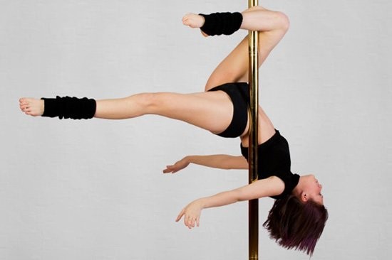 Pole-dance: укрепляющий фитнес-танец
