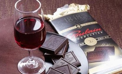 Против рака красное вино и шоколад