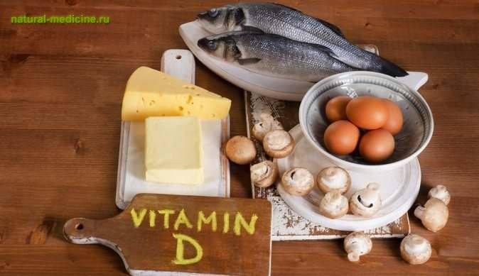 Больше витамина D в зимнее время даст рыба и яичный желток