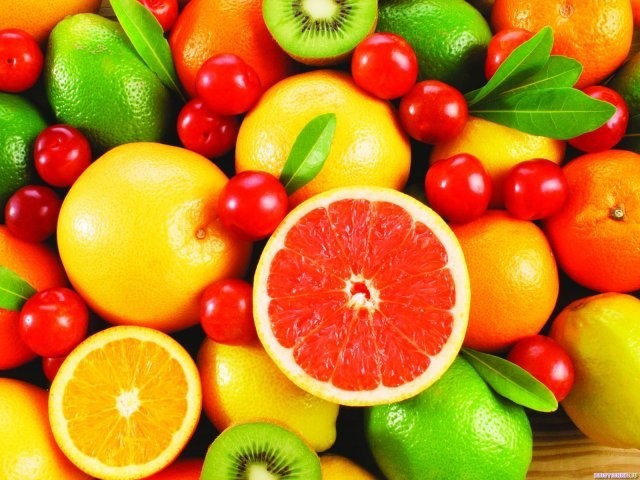 Яркие фрукты, овощи и ягоды противостоят выработке токсинов
