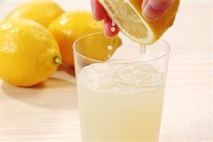 Лимонный сок и его свойства