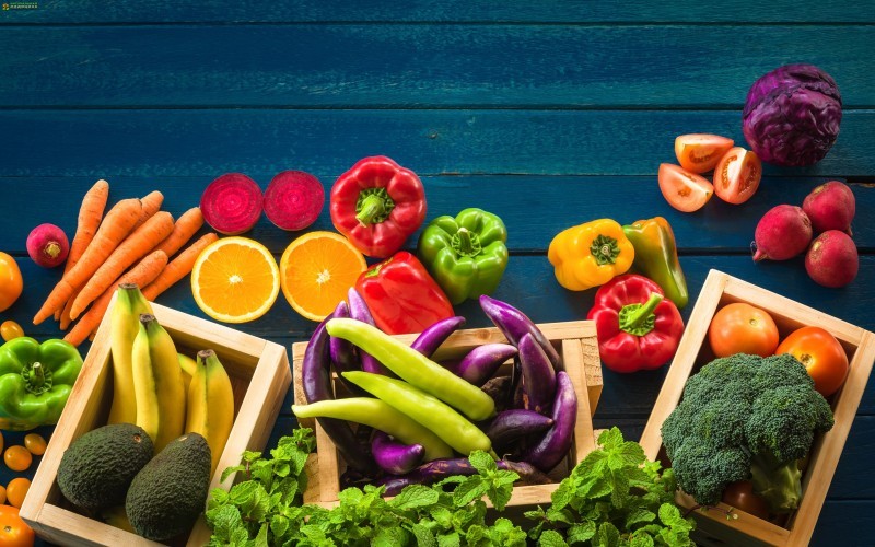 5 видов продуктов, вызывающих рак. В список попали овощи и фрукты, копчёности, хлебобулочные изделия и другие