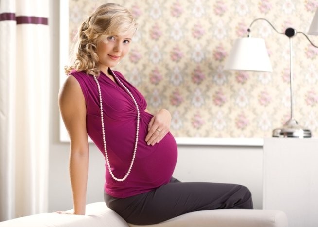 Одежда для беременных: особенности похода в магазин